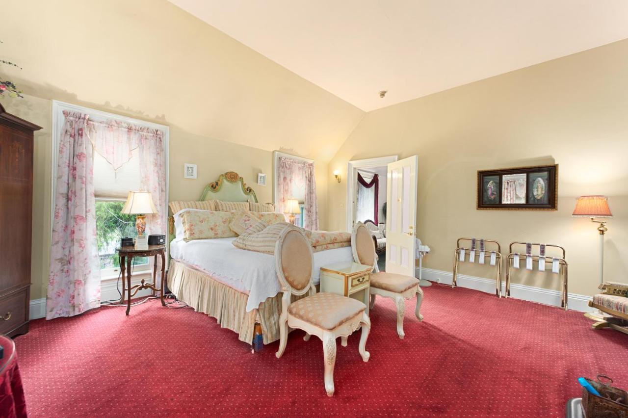 The Gables Wine Country Inn ซานตา โรซา ภายนอก รูปภาพ