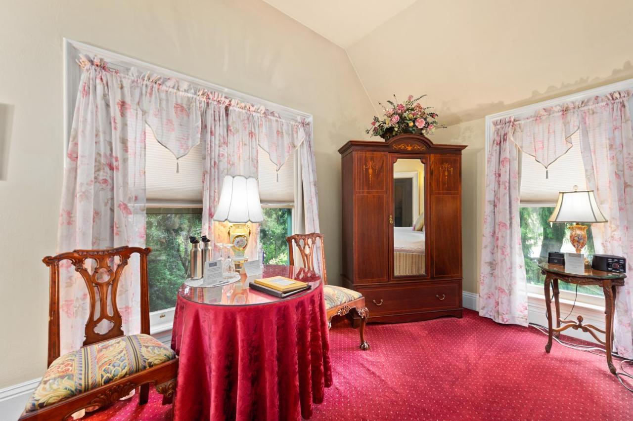 The Gables Wine Country Inn ซานตา โรซา ภายนอก รูปภาพ