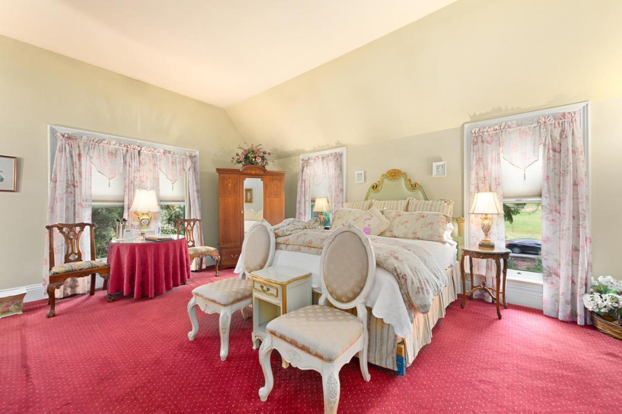 The Gables Wine Country Inn ซานตา โรซา ภายนอก รูปภาพ