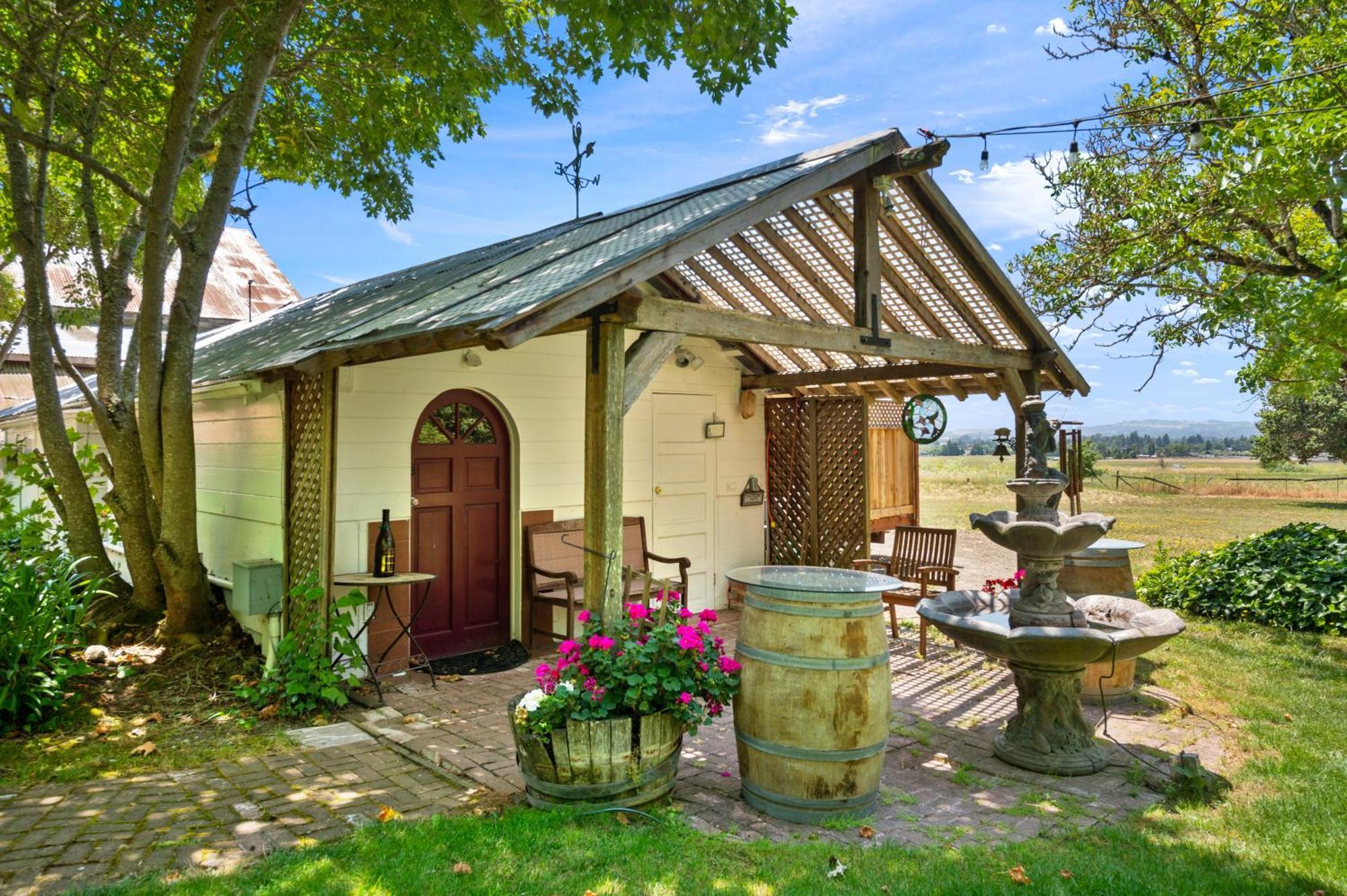 The Gables Wine Country Inn ซานตา โรซา ภายนอก รูปภาพ